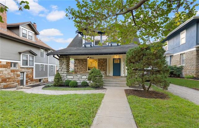 141 W 61st Terrace, Kansas City, MO 64113