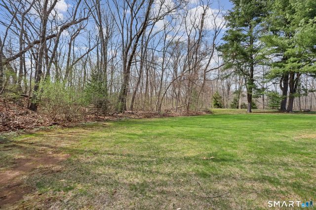 562 Oak Avenue 562, Cheshire, CT 06410