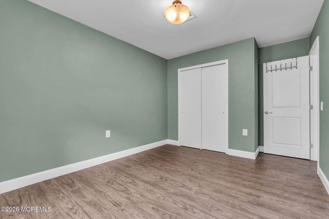 2 Ashcroft Lane, Toms River, NJ 08757