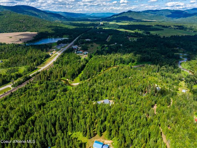 2282 N North Center Valley RD, Sandpoint, ID 83864