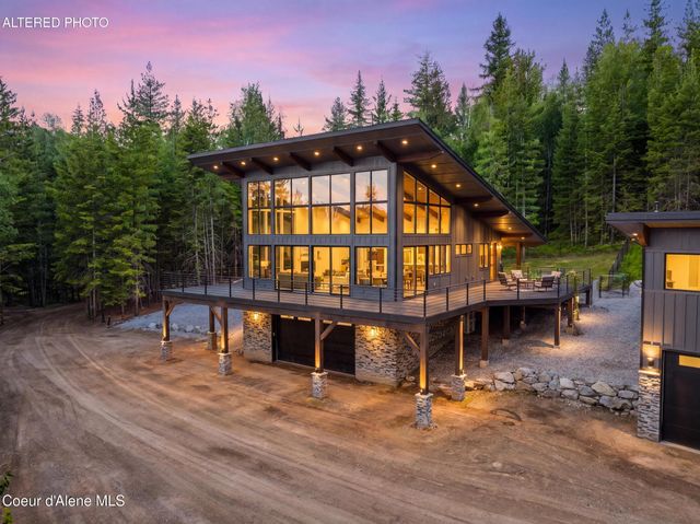 2282 N North Center Valley RD, Sandpoint, ID 83864