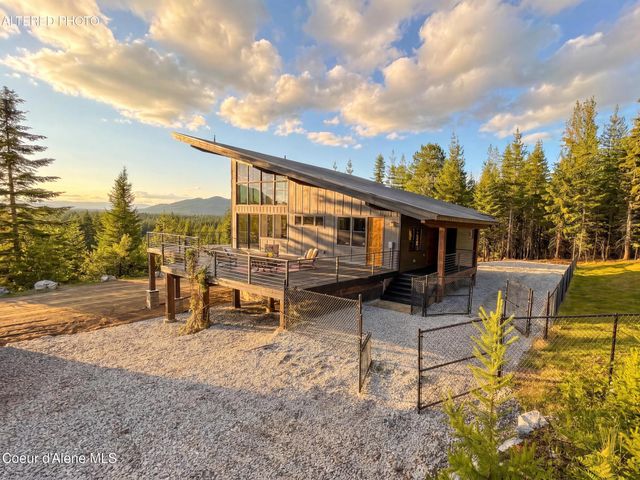 2282 N North Center Valley RD, Sandpoint, ID 83864