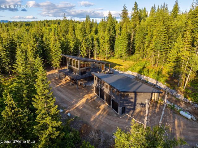 2282 N North Center Valley RD, Sandpoint, ID 83864