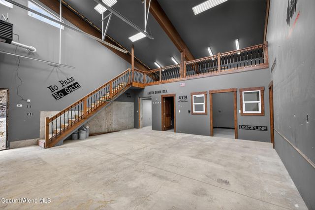2282 N North Center Valley RD, Sandpoint, ID 83864