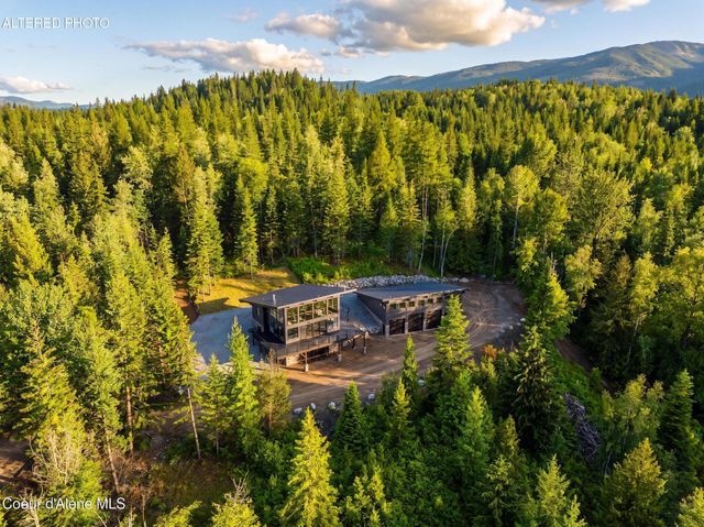 2282 N North Center Valley RD, Sandpoint, ID 83864