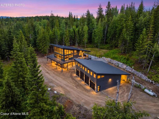2282 N North Center Valley RD, Sandpoint, ID 83864