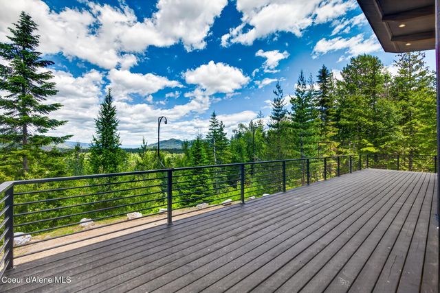 2282 N North Center Valley RD, Sandpoint, ID 83864