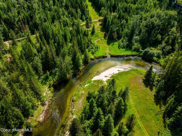 2282 N North Center Valley RD, Sandpoint, ID 83864