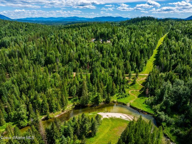 2282 N North Center Valley RD, Sandpoint, ID 83864