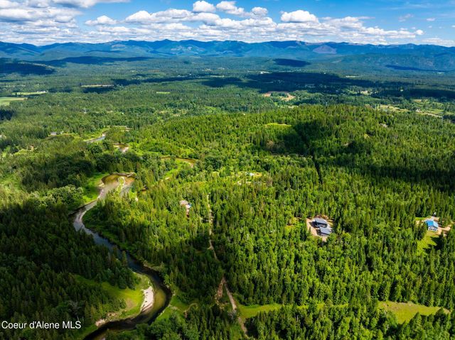 2282 N North Center Valley RD, Sandpoint, ID 83864