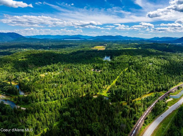 2282 N North Center Valley RD, Sandpoint, ID 83864