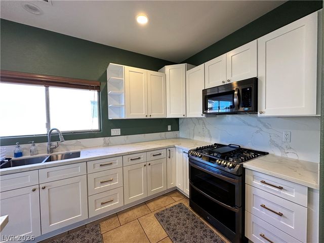 1380 Haven Green Court, Henderson, NV 89012