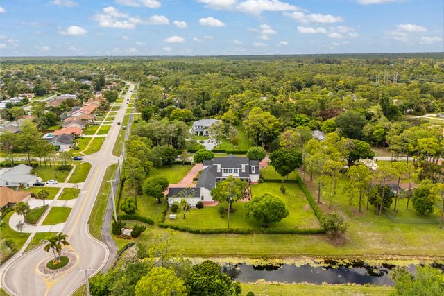 14990 Horseshoe Trace, Wellington, FL 33414