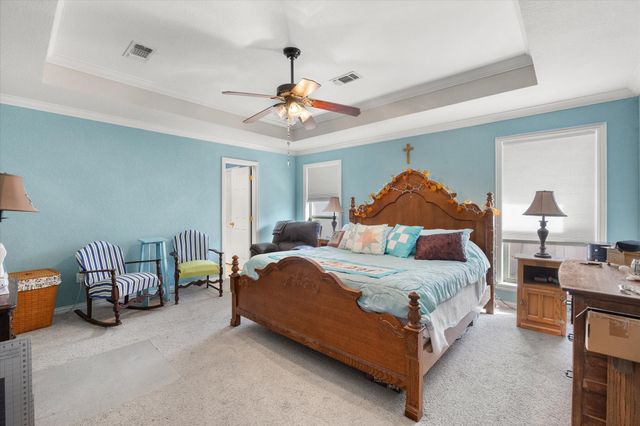 612 Parker Lane, Granbury, TX 76048