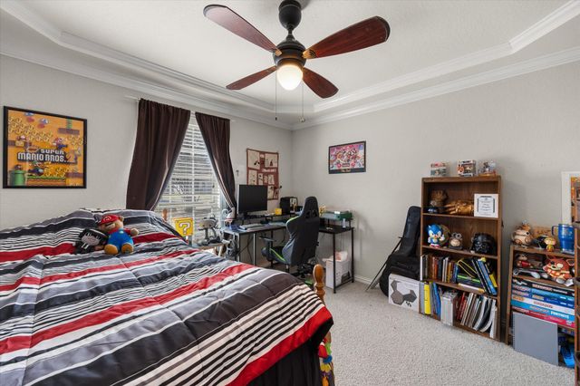 612 Parker Lane, Granbury, TX 76048
