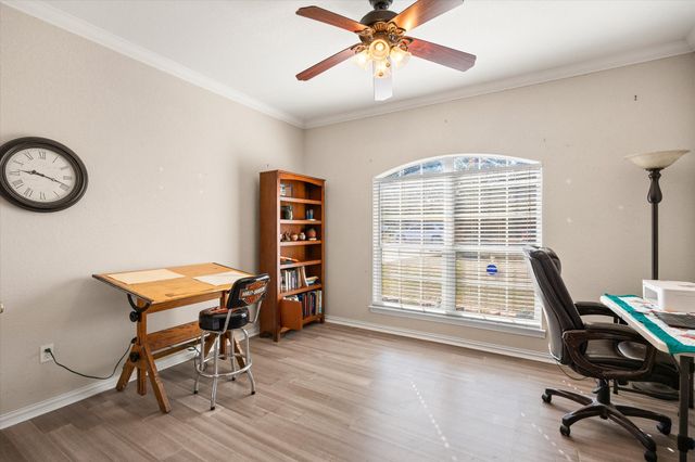 612 Parker Lane, Granbury, TX 76048