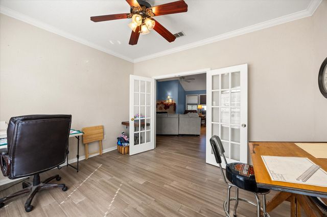 612 Parker Lane, Granbury, TX 76048