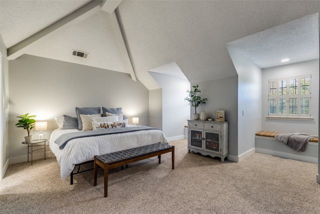 16015 Chalfont Circle, Dallas, TX 75248