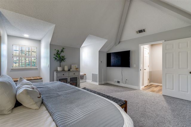 16015 Chalfont Circle, Dallas, TX 75248