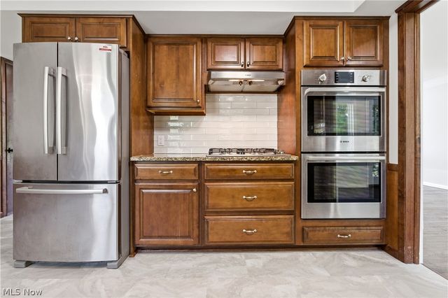 2056 Laurel Hill Drive, South Euclid, OH 44121