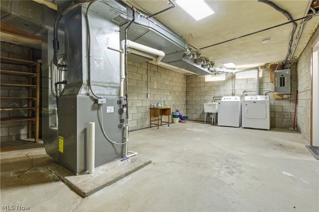 2056 Laurel Hill Drive, South Euclid, OH 44121