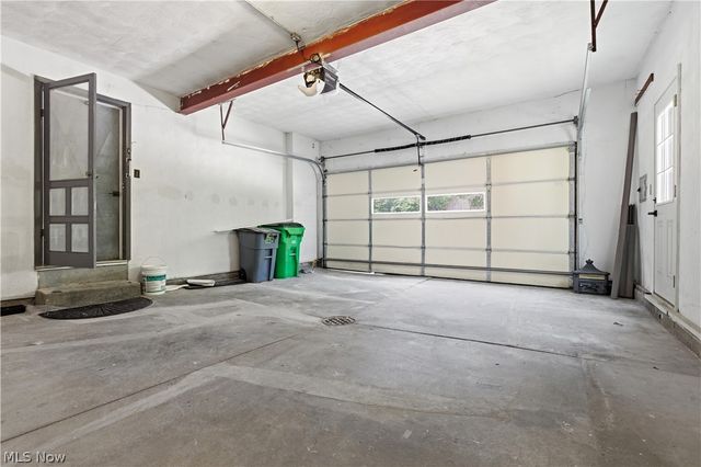 2056 Laurel Hill Drive, South Euclid, OH 44121