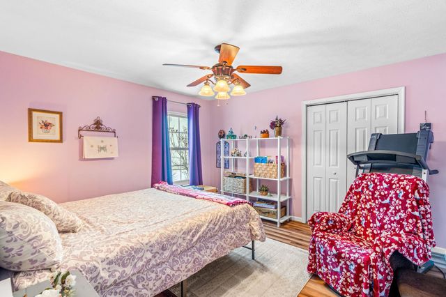 901 RITCHIE BLVD, Staunton, VA 24401