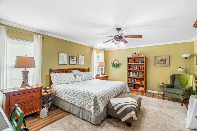 901 RITCHIE BLVD, Staunton, VA 24401