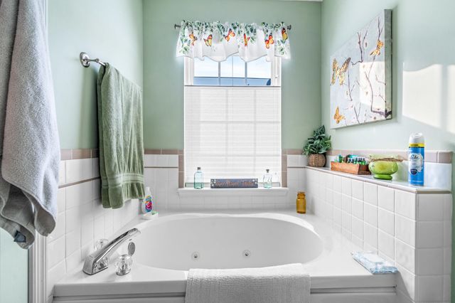 901 RITCHIE BLVD, Staunton, VA 24401