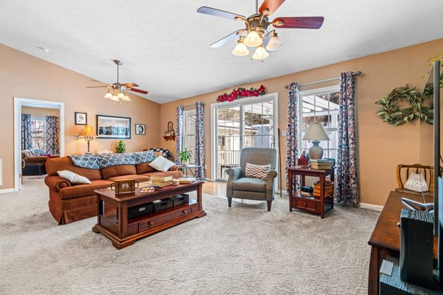 901 RITCHIE BLVD, Staunton, VA 24401