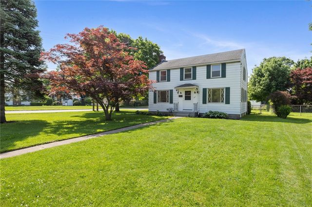 261 Rogers Parkway, Irondequoit, NY 14617