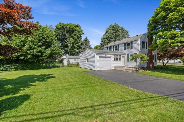 261 Rogers Parkway, Irondequoit, NY 14617