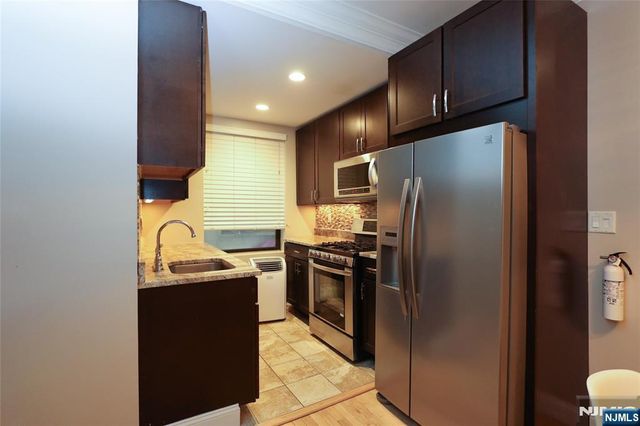 883 Boulevard East 1C, Weehawken, NJ 07086