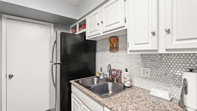 14405 N Pennsylvania Avenue 6B, Oklahoma City, OK 73134