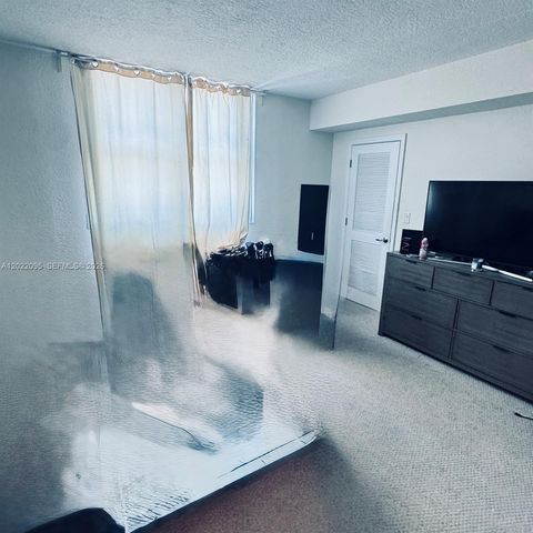7501 E Treasure Dr 7R, North Bay Village, FL 33141