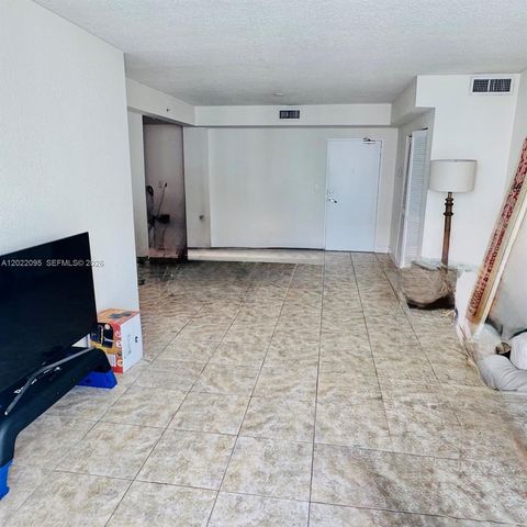 7501 E Treasure Dr 7R, North Bay Village, FL 33141