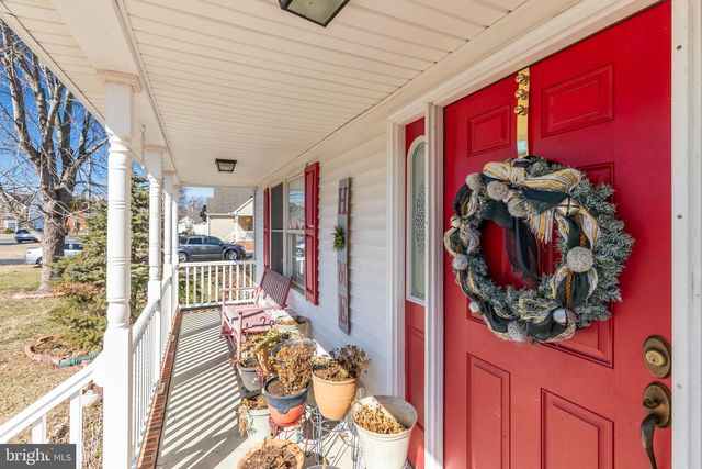 633 E MAIN ST, Fruitland, MD 21826