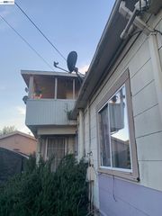 7333 Lockwood St, Oakland, CA 94621