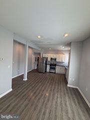 102 RIDGWAY ST #1, Mount Holly, NJ 08060