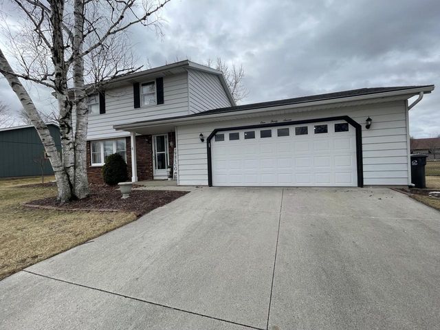 137 Chippewa DRIVE, Sheboygan Falls, WI 53085