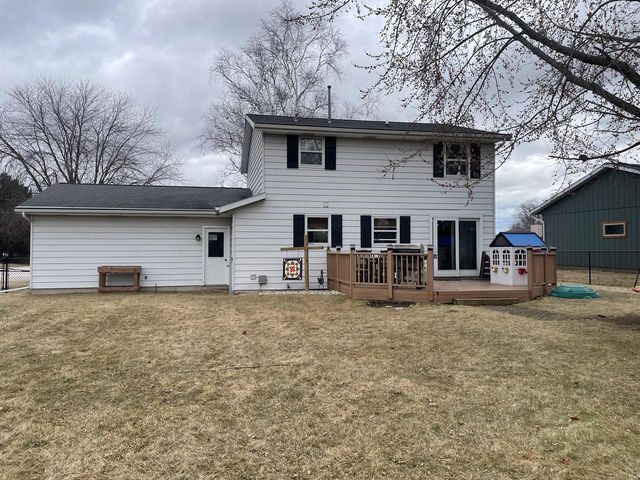 137 Chippewa DRIVE, Sheboygan Falls, WI 53085