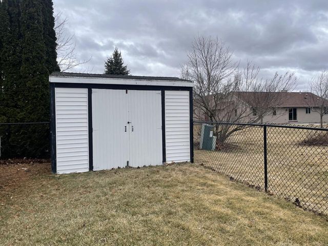 137 Chippewa DRIVE, Sheboygan Falls, WI 53085