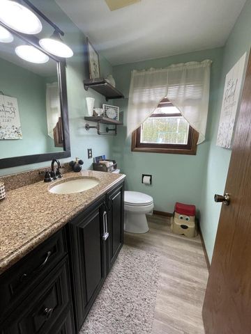 137 Chippewa DRIVE, Sheboygan Falls, WI 53085