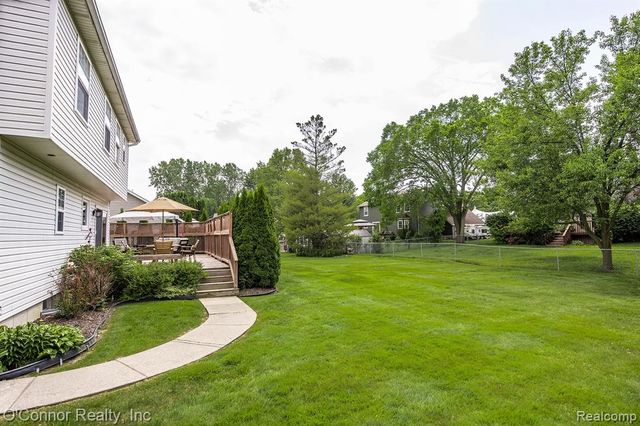 474 Colorado Avenue, Marysville, MI 48040