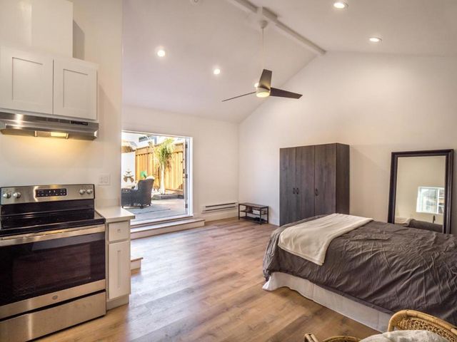 16 Eastern Drive, Watsonville, CA 95076