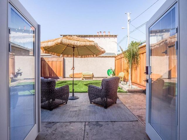 16 Eastern Drive, Watsonville, CA 95076