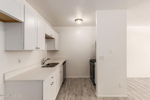 8080 E Speedway Blvd Unit 414, Tucson, AZ 85710