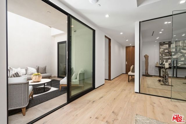 1200 Angelo Drive, Beverly Hills, CA 90210