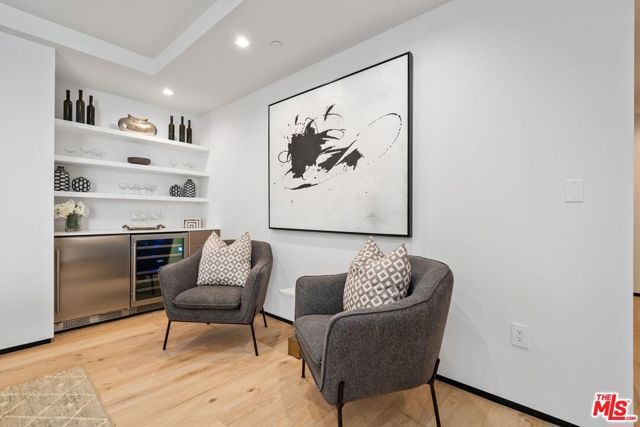 1200 Angelo Drive, Beverly Hills, CA 90210