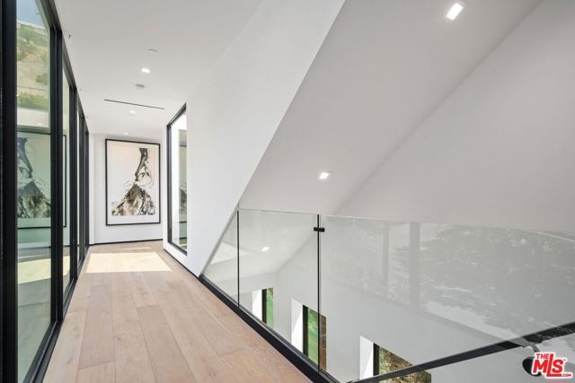 1200 Angelo Drive, Beverly Hills, CA 90210